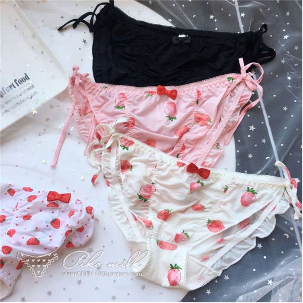 japanese sweet strawberry print underwear women lacing up ruffles bow panties milk silk girl briefs female lingerie, Black;white
japanese sweet strawberry print underwear women lacing up ruffles bow panties milk silk girl briefs female lingerie, Black;white