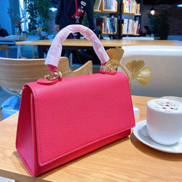 the hourglass package women luxurys designers bags envelope bag classic fashion checker plaid pochette imitation brands wallet
the hourglass package women luxurys designers bags envelope bag classic fashion checker plaid pochette imitation brands wallet