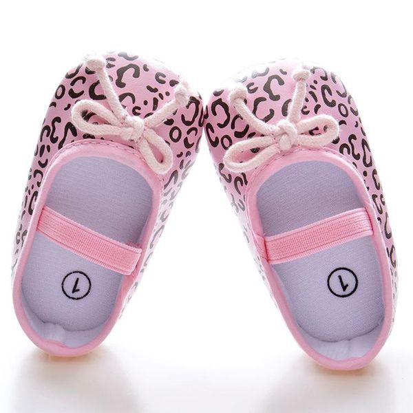 first walkers bow baby shoes soft bottom female single toddler 2021 born girls pu girl
first walkers bow baby shoes soft bottom female single toddler 2021 born girls pu girl