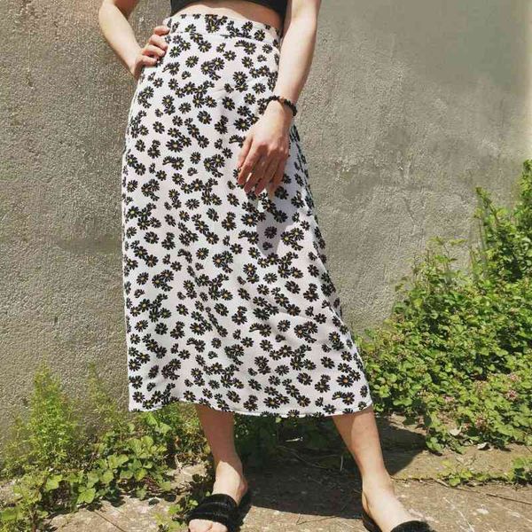 length skirt girls midi summer light daisy floral printed for women 2021 black chiffon mid-calf skirts high waist
length skirt girls midi summer light daisy floral printed for women 2021 black chiffon mid-calf skirts high waist