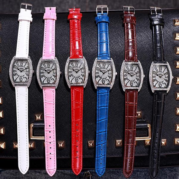 wristwatches square diamond women's watch silver case large number faceted, Slivery;brown
wristwatches square diamond women's watch silver case large number faceted, Slivery;brown
