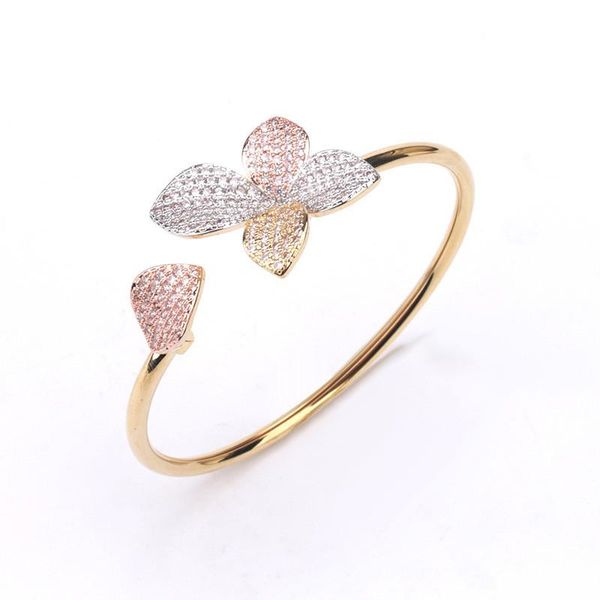 bangle fashion small fresh bracelet ladies elegant three-color lucky four-leaf clover ring inlaid zircon luxury leaf jewelry, Black
bangle fashion small fresh bracelet ladies elegant three-color lucky four-leaf clover ring inlaid zircon luxury leaf jewelry, Black