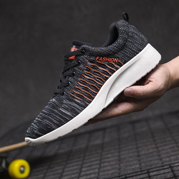 autumn and winter 2021 korean version of flying weaving trend men's versatile sports leisure running shoes
autumn and winter 2021 korean version of flying weaving trend men's versatile sports leisure running shoes