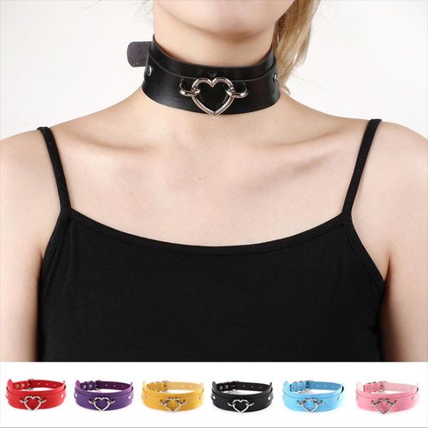 chokers trendy punk heart pu leather necklaces chains gothic collar choker necklace body jewelry pendant e21, Golden;silver
chokers trendy punk heart pu leather necklaces chains gothic collar choker necklace body jewelry pendant e21, Golden;silver