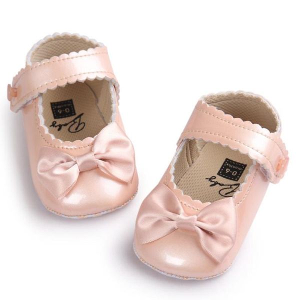 first walkers arloneet 2021 baby girl bowknot leater shoes sneaker anti-slip soft sole toddlerr 
first walkers arloneet 2021 baby girl bowknot leater shoes sneaker anti-slip soft sole toddlerr