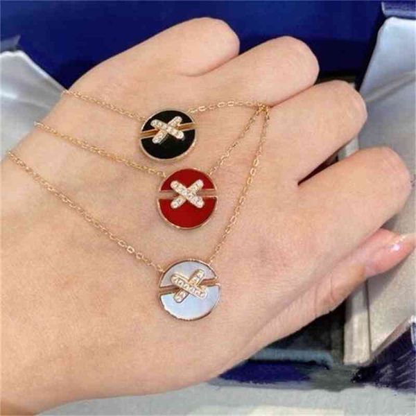 the new xiaoshangjia necklace 925 sterling silver plated 18k gold shangjia round edge x necklace cross letter pendant
the new xiaoshangjia necklace 925 sterling silver plated 18k gold shangjia round edge x necklace cross letter pendant