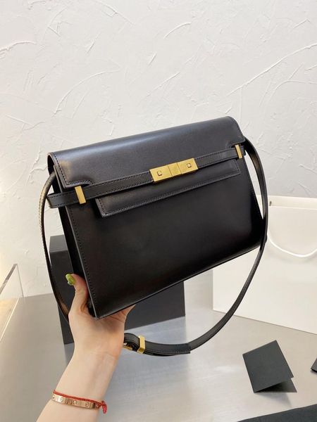 evening bags 2021 fashion baguette bag, women's wallet, brand-name fashionable and versatile, simple atmosphere
evening bags 2021 fashion baguette bag, women's wallet, brand-name fashionable and versatile, simple atmosphere