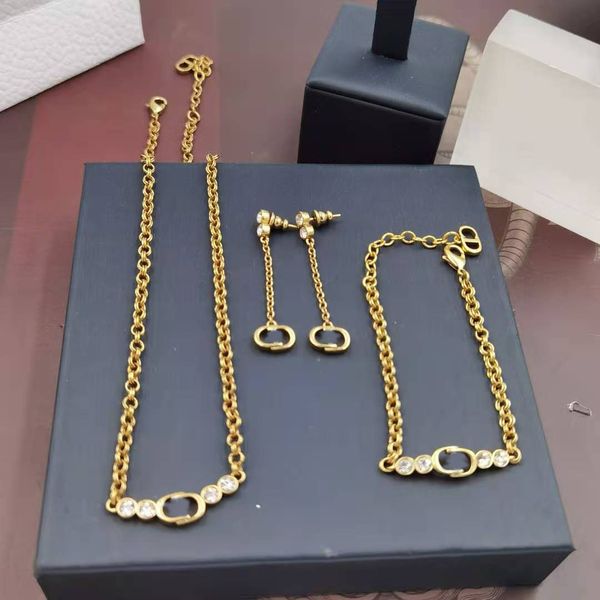 70% off outlet online 2021 new net red style letter inlaid diamond necklace bracelet earrings jewelry set, Silver
70% off outlet online 2021 new net red style letter inlaid diamond necklace bracelet earrings jewelry set, Silver