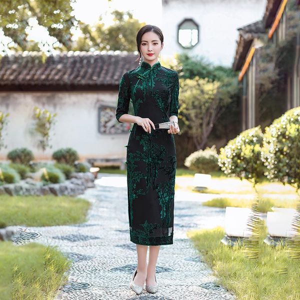 ethnic clothing slim mandarin collar cheongsam chinese velour banquet party dress gown large size 4xl floral qipao female split vestido, Red
ethnic clothing slim mandarin collar cheongsam chinese velour banquet party dress gown large size 4xl floral qipao female split vestido, Red