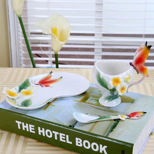 enamel porcelain butterfly flower coffee cup, saucer and spoon set couple's wedding birthday creative european gift mugs
enamel porcelain butterfly flower coffee cup, saucer and spoon set couple's wedding birthday creative european gift mugs