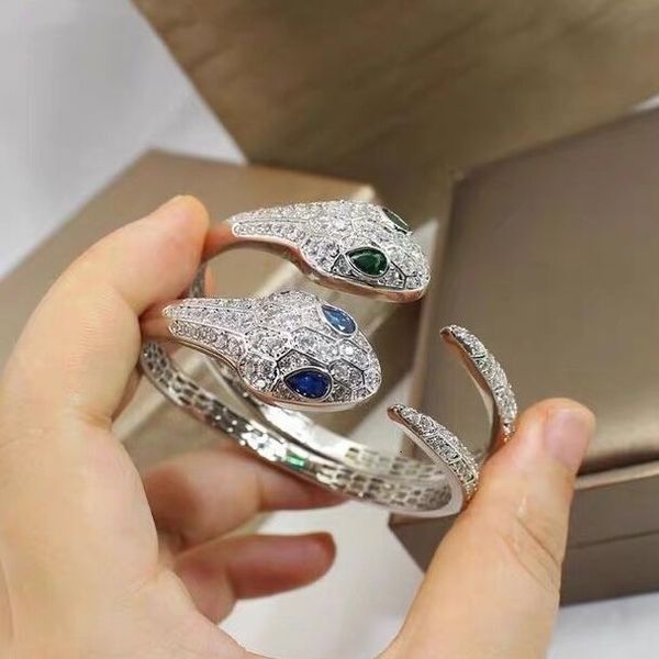 bangles bracelet baojia snakehead 925 sterling silver plated 18k gold diamond inlaid with blue eyes, Black
bangles bracelet baojia snakehead 925 sterling silver plated 18k gold diamond inlaid with blue eyes, Black