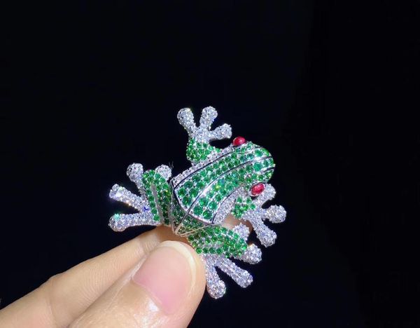 animal 925 sterling silver with cubic zircon frog brooch fine women & men jewelry decorate, Gray
animal 925 sterling silver with cubic zircon frog brooch fine women & men jewelry decorate, Gray