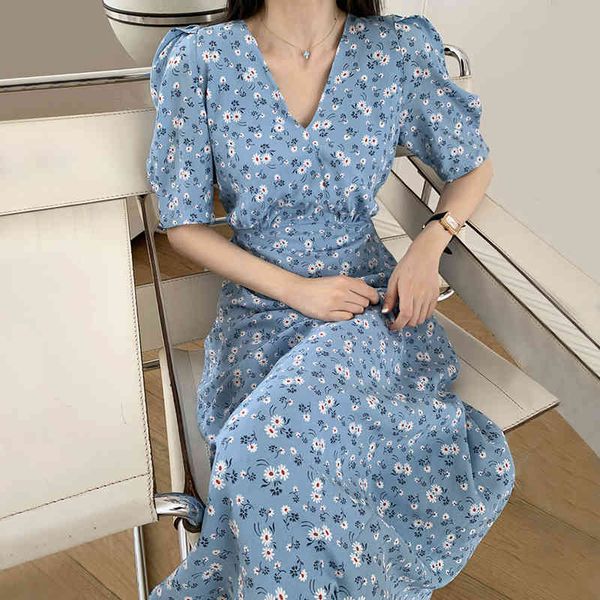 korean elegant temperament v-neck floral lace-up print dress vintage waist slim puff sleeve dress long dress female vestido 210514, Black;gray
korean elegant temperament v-neck floral lace-up print dress vintage waist slim puff sleeve dress long dress female vestido 210514, Black;gray