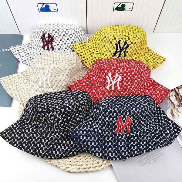 spring and summer tide brand simple letters on both sides wear fisherman's korean version fashion versatile full printed basin hat men&, Black;white
spring and summer tide brand simple letters on both sides wear fisherman's korean version fashion versatile full printed basin hat men&, Black;white