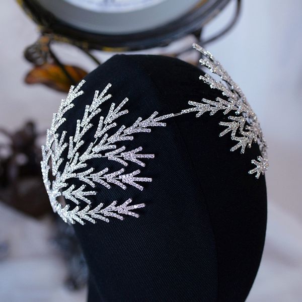 retro luxury bridal headband baroque crystal headdress women hairband prom girl wedding hair accessories, Golden;white
retro luxury bridal headband baroque crystal headdress women hairband prom girl wedding hair accessories, Golden;white