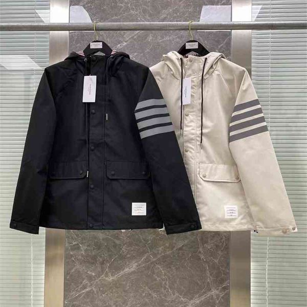 strength direct sales tb brown early autumn new classic four bar jacket windbreaker men's coat trend, Black
strength direct sales tb brown early autumn new classic four bar jacket windbreaker men's coat trend, Black