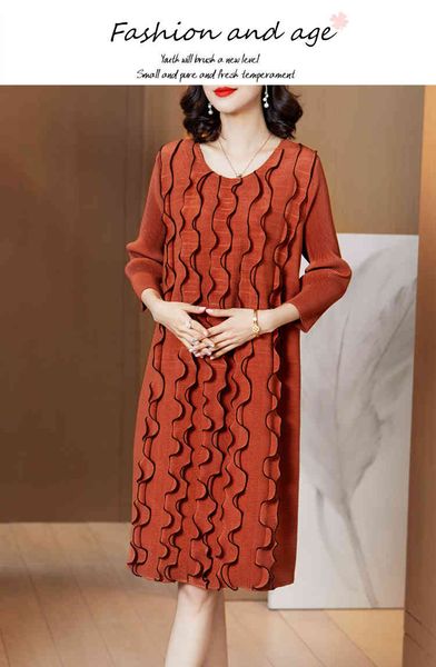 dress warm fashifolds three quarters the neck dressed stock, Black;gray
dress warm fashifolds three quarters the neck dressed stock, Black;gray