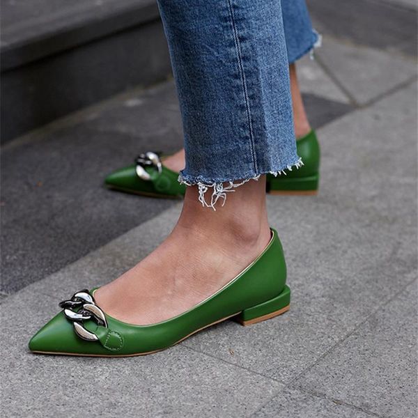 dress shoes women's low heels pumps 2021 casual pointed toe chain decoration slip on solid office elegant females plus size 43, Black
dress shoes women's low heels pumps 2021 casual pointed toe chain decoration slip on solid office elegant females plus size 43, Black