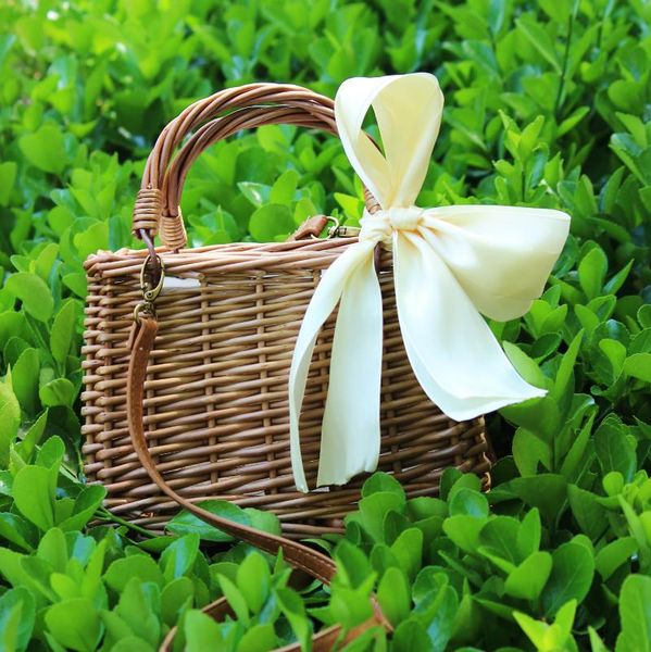 storage bags 2021 retro straw basket bag portable small square rattan women's handbag vegetable willow
storage bags 2021 retro straw basket bag portable small square rattan women's handbag vegetable willow