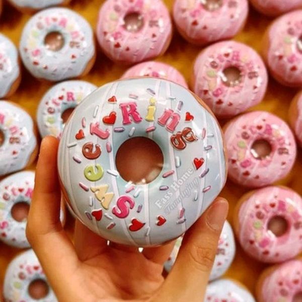 gift wrap 1pcs year 2022 donut box small candy dragee boxes party favors wedding decoration baby shower xmas
gift wrap 1pcs year 2022 donut box small candy dragee boxes party favors wedding decoration baby shower xmas