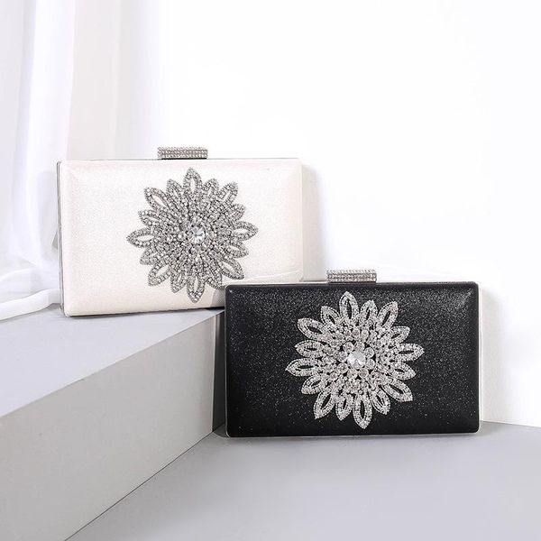 women's dinner bag foreign style rhinestone sun flower ladies clutch chain crossbody small square evening bags
women's dinner bag foreign style rhinestone sun flower ladies clutch chain crossbody small square evening bags