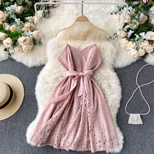 summer female spaghetti strap strapless mini dress elegant women hollow out patchwork with belt 210423, Black;gray
summer female spaghetti strap strapless mini dress elegant women hollow out patchwork with belt 210423, Black;gray