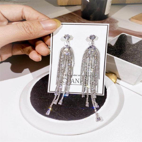 stud trendy sparkling shiny rhinestone drop long tassel claw chain women's statement earrings party wedding fashion jewelry, Golden;silver
stud trendy sparkling shiny rhinestone drop long tassel claw chain women's statement earrings party wedding fashion jewelry, Golden;silver