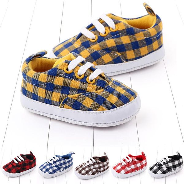 striped plaid cotton shoes keep warm, soft and comfortable, baby walking shoes, casual skid resistant delicate first walkers
striped plaid cotton shoes keep warm, soft and comfortable, baby walking shoes, casual skid resistant delicate first walkers
