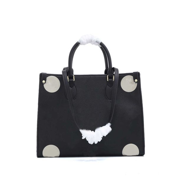 designer luxury bag fashion womens tote classic style lady s gradient letter printing design large capacity 34cm hand purse
designer luxury bag fashion womens tote classic style lady s gradient letter printing design large capacity 34cm hand purse