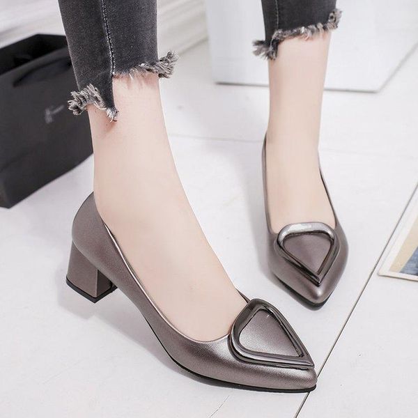 dress shoes 2021 women's high heels shallow mouth thick casual women black work pointed chunky-heel pumps ladies
dress shoes 2021 women's high heels shallow mouth thick casual women black work pointed chunky-heel pumps ladies
