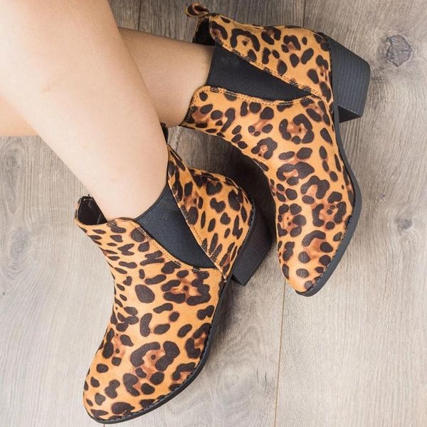 boots vogue women shoes fashion leopard print pointed toe ankle slip on deep v high heel winter lady party, Black
boots vogue women shoes fashion leopard print pointed toe ankle slip on deep v high heel winter lady party, Black