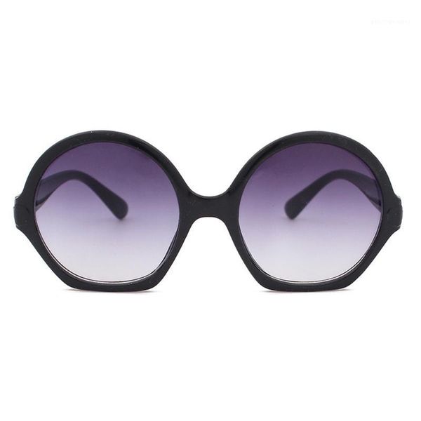 oversized shell shape simple design children sunglasses 61027 uv400 protection eyewear, White;black
oversized shell shape simple design children sunglasses 61027 uv400 protection eyewear, White;black