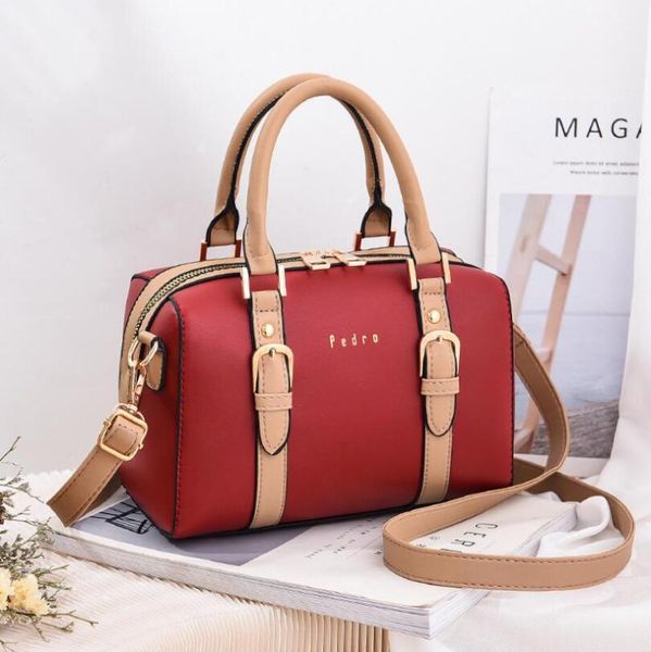 shoulder bags selling ladies pillow bag fashionable boston all-match handbag lady messenger
shoulder bags selling ladies pillow bag fashionable boston all-match handbag lady messenger