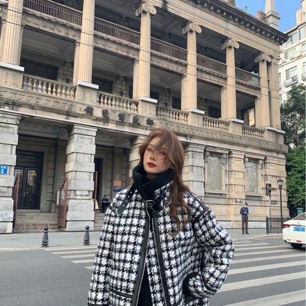 winter new thousand bird lattice stitched lamb wool coat fur plush thickened loose et motorcycle suit, Black;brown
winter new thousand bird lattice stitched lamb wool coat fur plush thickened loose et motorcycle suit, Black;brown