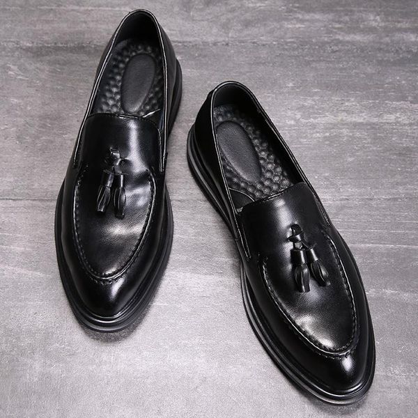 dress shoes leisure soft leather men casual slip-on tassel formal flats black loafers business wedding oxfords 
dress shoes leisure soft leather men casual slip-on tassel formal flats black loafers business wedding oxfords