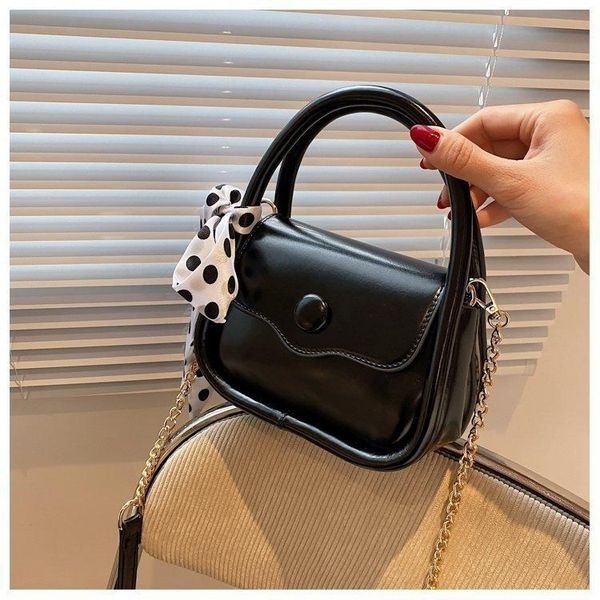 handbag female bag 2021 designer fashion wild casual messenger shoulder personality small square cross body
handbag female bag 2021 designer fashion wild casual messenger shoulder personality small square cross body