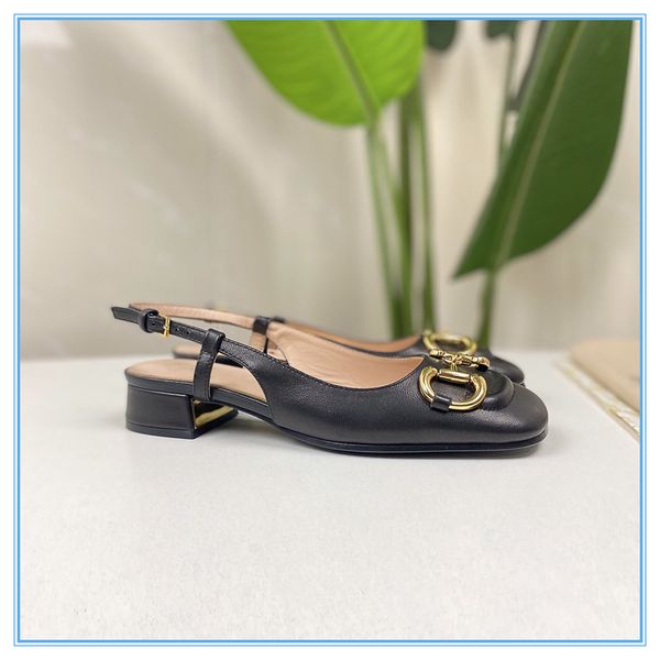 2021ss woman sandals slippers 5 colors shoes slippers sandals slippers fashion shoes trainers flat shoes slide eu:35-39 with box, Black
2021ss woman sandals slippers 5 colors shoes slippers sandals slippers fashion shoes trainers flat shoes slide eu:35-39 with box, Black