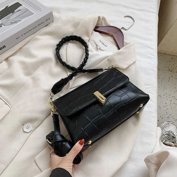 women's shoulder bag leather designer luxury brand messenger metal buckle crossbody bags purse 2021 female travel handbags c0601
women's shoulder bag leather designer luxury brand messenger metal buckle crossbody bags purse 2021 female travel handbags c0601