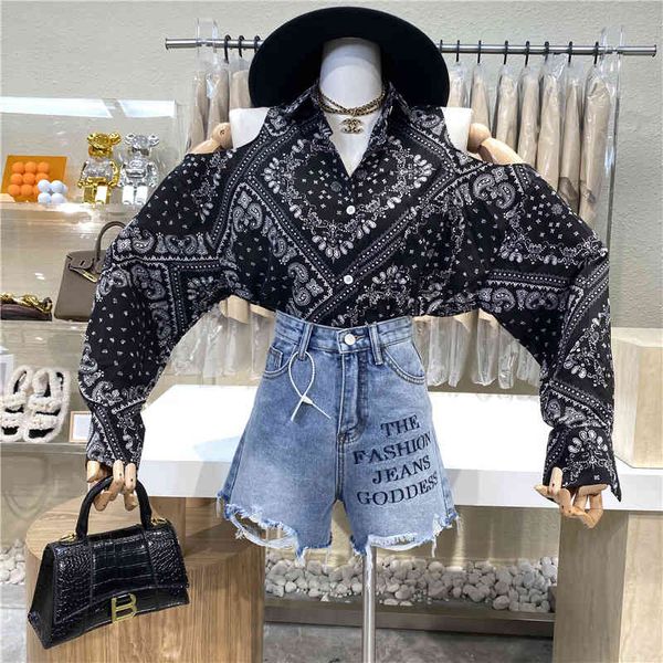 polos nicho design hollow-out printing sunscreen top, White
polos nicho design hollow-out printing sunscreen top, White