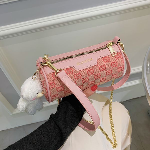 luxury handbags summer new small women's contrast pillow bag fashion trend single shoulder messenger bag
luxury handbags summer new small women's contrast pillow bag fashion trend single shoulder messenger bag