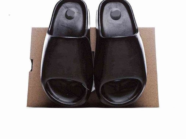 Fashion brand slippers for men super great quality indoor outdoor basketball football soccer sneakers sports sandal gift birthday summer party SOG3, 28
Fashion brand slippers for men super great quality indoor outdoor basketball football soccer sneakers sports sandal gift birthday summer party SOG3, 28