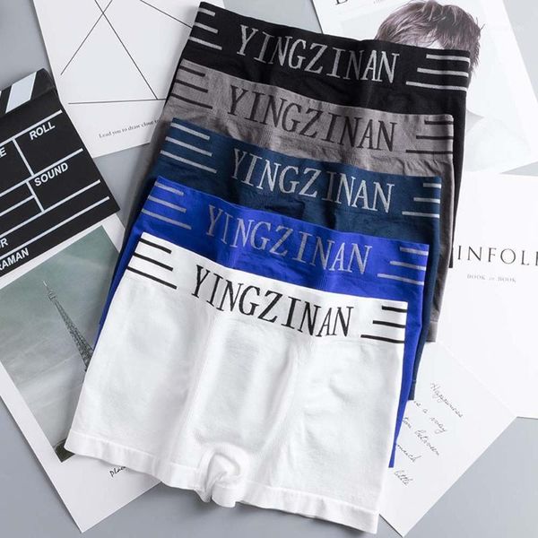 underpants seamless boxer briefs men's breathable panties middle waist shorts solid color letters u-convex large size loose underwear, Black;white
underpants seamless boxer briefs men's breathable panties middle waist shorts solid color letters u-convex large size loose underwear, Black;white