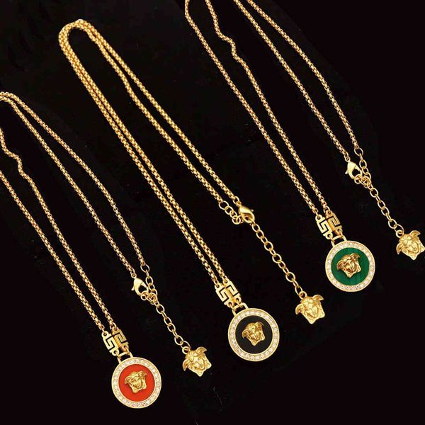 special offer 2021 luxury designer jewelry fan head maze diamond necklace feminine temperament women's net red brass necklace, Silver
special offer 2021 luxury designer jewelry fan head maze diamond necklace feminine temperament women's net red brass necklace, Silver