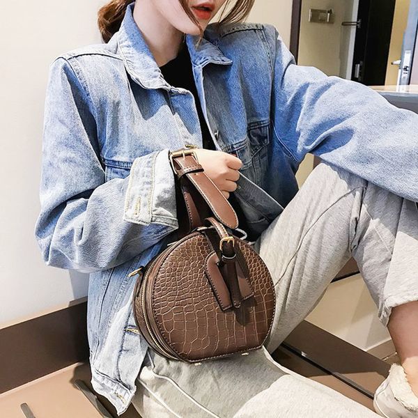 round handbag fashion messenger shoulder bags for women 2019 crossbody bag classic alligator pattern handle purse bolsa k726
round handbag fashion messenger shoulder bags for women 2019 crossbody bag classic alligator pattern handle purse bolsa k726