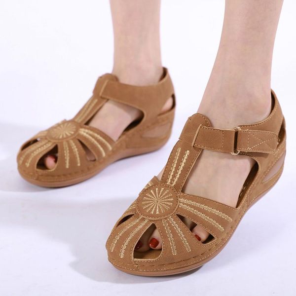 corporis 2021 summer shoes women sandals casual platform wedges mother's simple big size 36-44, Black
corporis 2021 summer shoes women sandals casual platform wedges mother's simple big size 36-44, Black