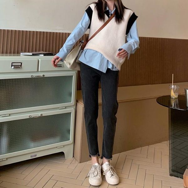 women's jeans smoky grey washed wool straight pants autumn and winter small leg pencil versatile capris, Blue
women's jeans smoky grey washed wool straight pants autumn and winter small leg pencil versatile capris, Blue