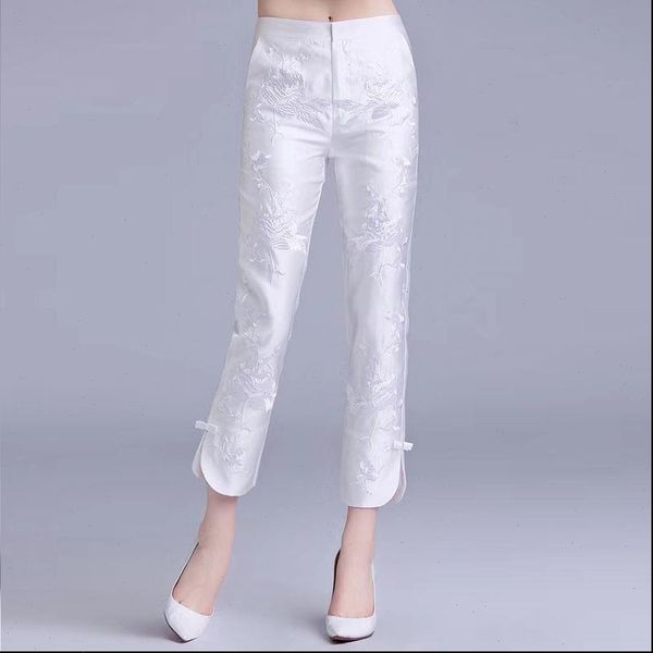 chinese style improved cheongsam women pants retro embroidery slim tang suit cropped, Black;white
chinese style improved cheongsam women pants retro embroidery slim tang suit cropped, Black;white