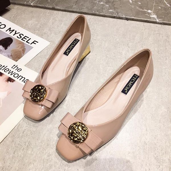 high heels woman with head light red leather shoes,fashion metal decoration,nude white-collar beauty loafers dress shoes, Black
high heels woman with head light red leather shoes,fashion metal decoration,nude white-collar beauty loafers dress shoes, Black