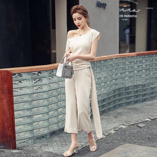 arrival 2021 sheer womens two piece set short sleeve blouse and wide legging pants ladies streetwear 2 plus size11, White
arrival 2021 sheer womens two piece set short sleeve blouse and wide legging pants ladies streetwear 2 plus size11, White