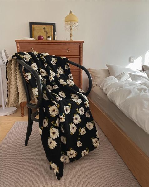 blankets product retro fleece blanket thickened peas single cover leg napping four seasons available
blankets product retro fleece blanket thickened peas single cover leg napping four seasons available